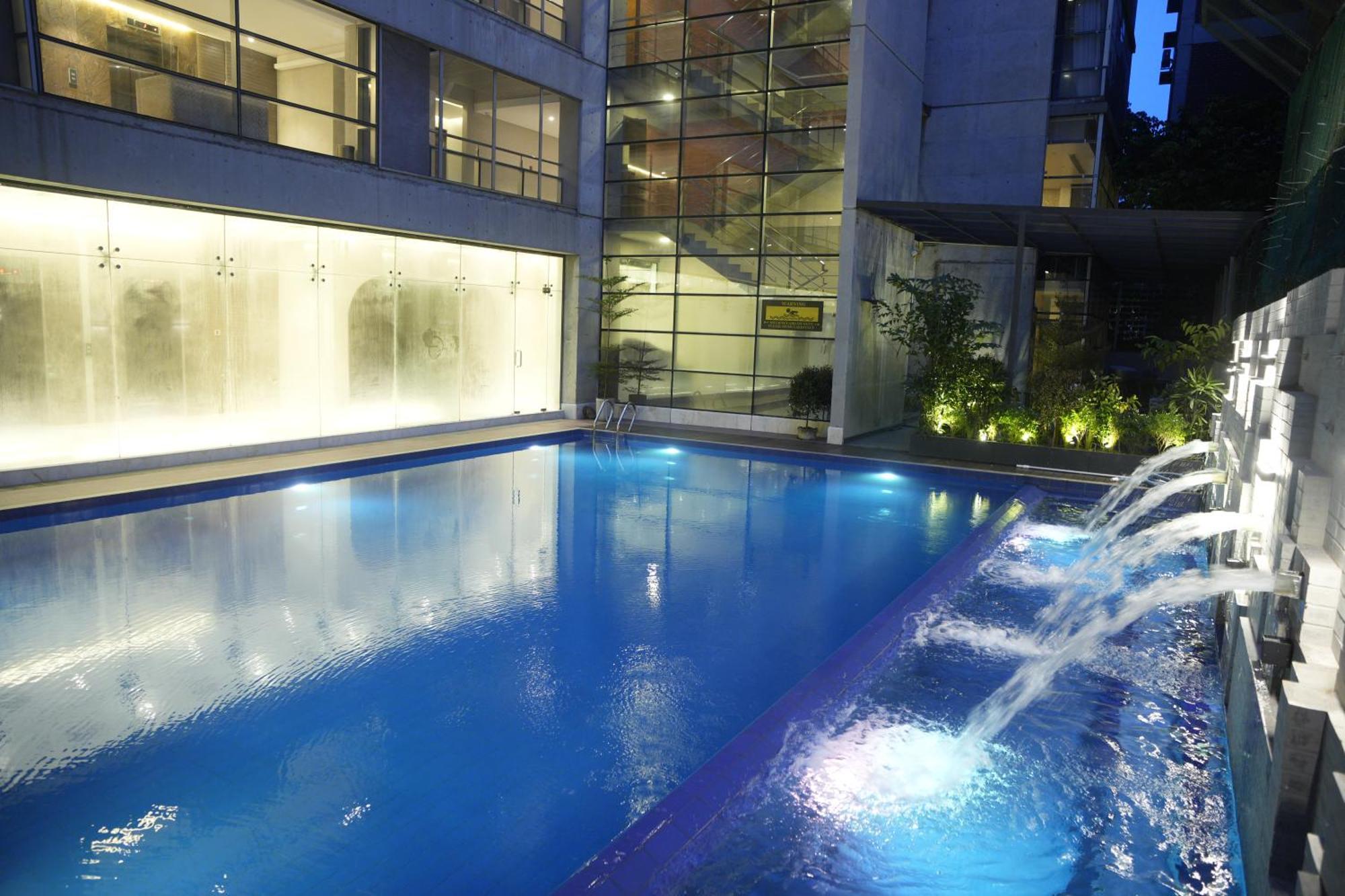Lakeshore Heights Дака Екстериор снимка